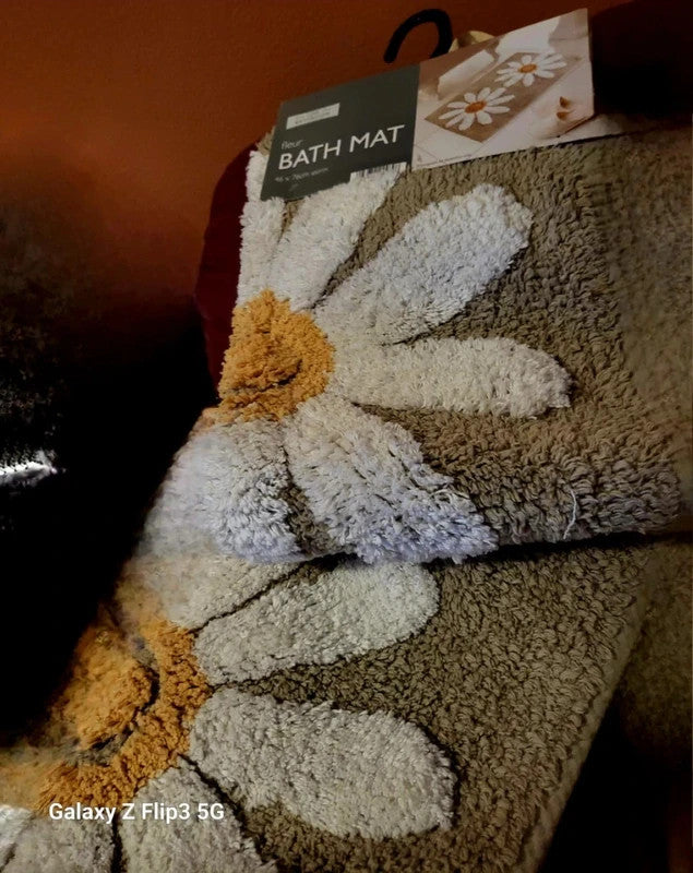 Daisy 100 %  Cotton Bath Mat - Natural   50 cm x 80 cm (Approx)