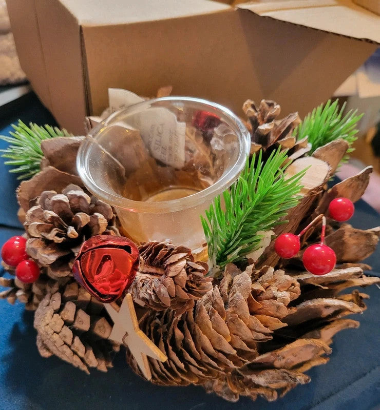 Solo Candle Holder - Festive Fir brand new boxed Now half price